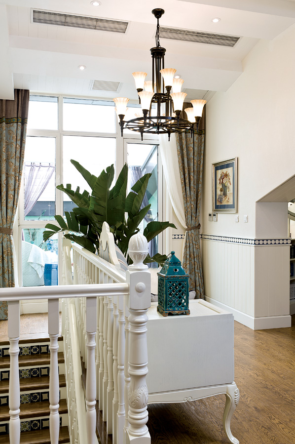 藍(lán)白地中海裝修風(fēng)格